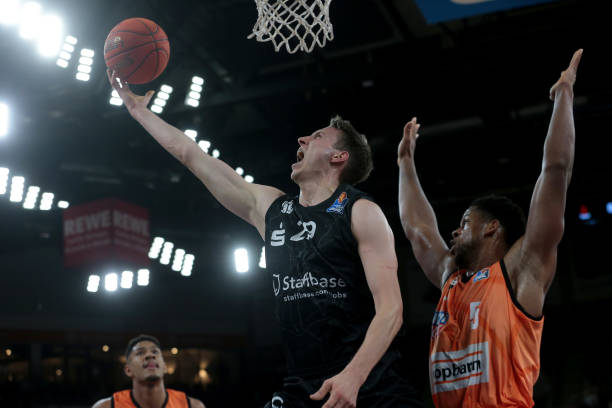 而侯煜无疑 而侯煜无疑